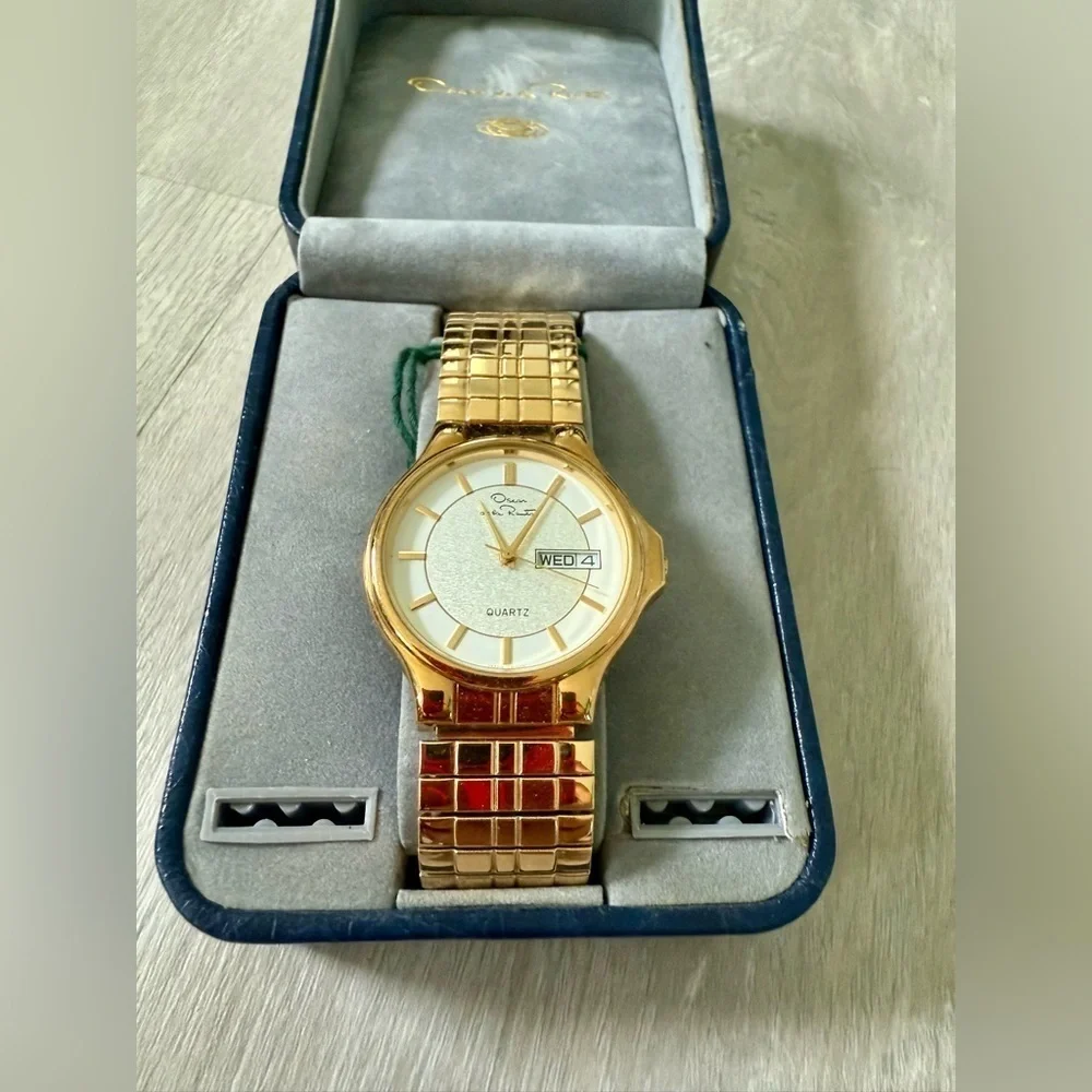Oscar de la Renta sophisticated gold